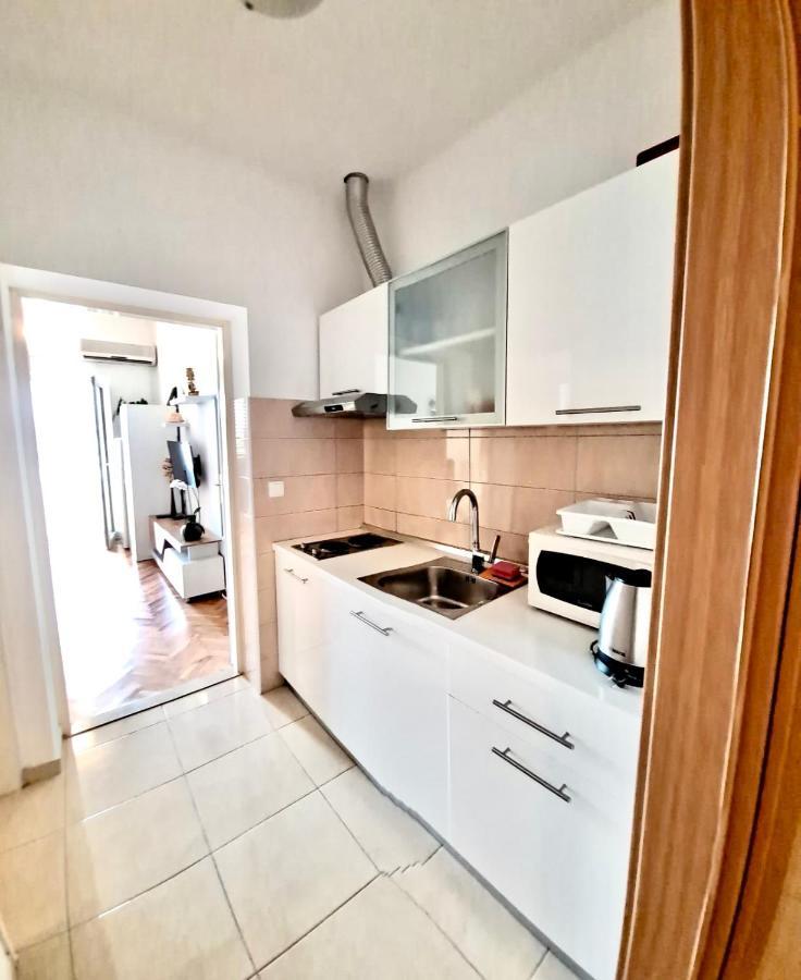 Nemira Beach Getaway Omis Exterior photo